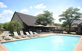 Ukutula Lion Lodge